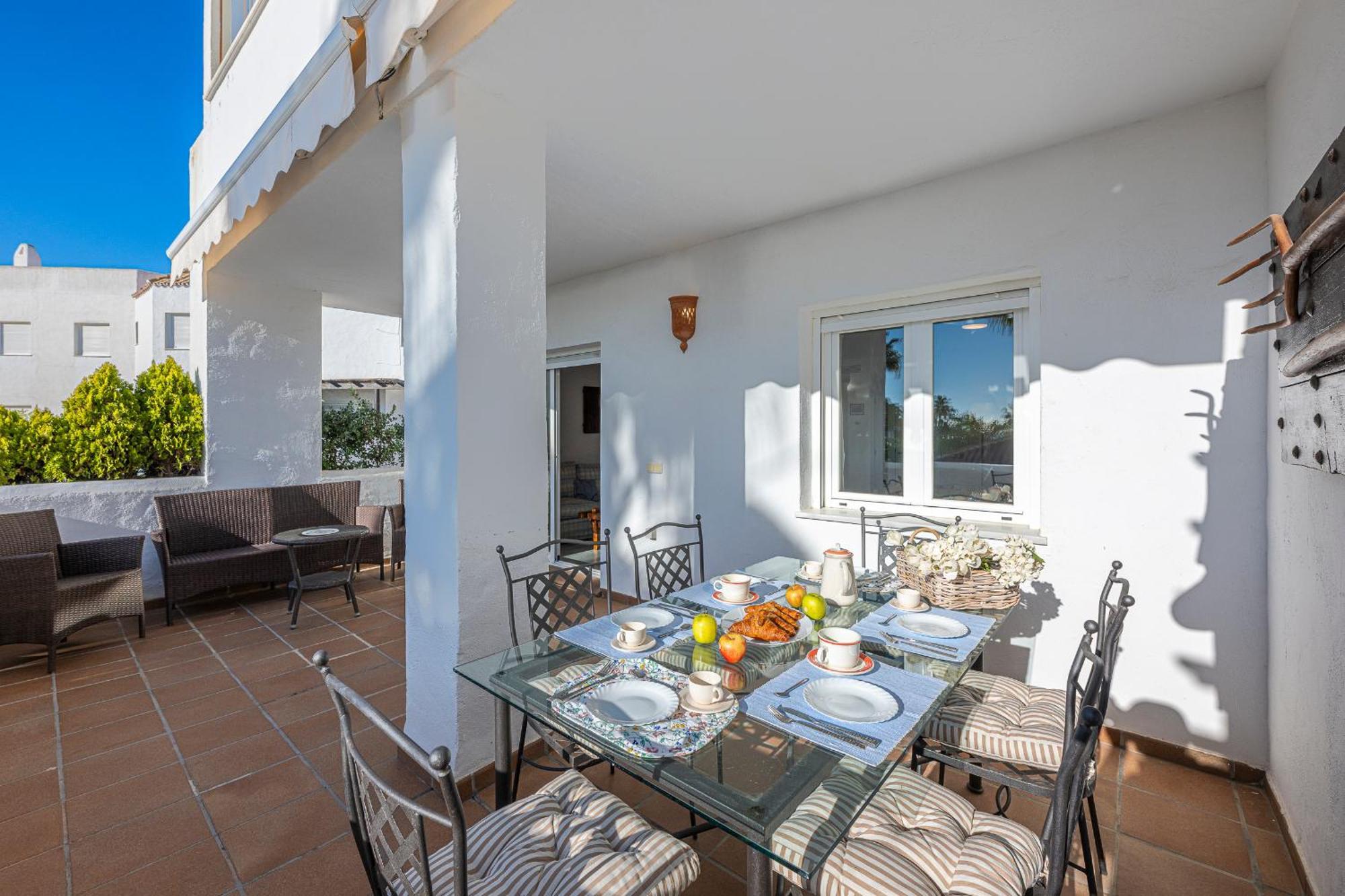 Increible Piso 4 Dorm, Terraza, Parking & Pool * Marbellac