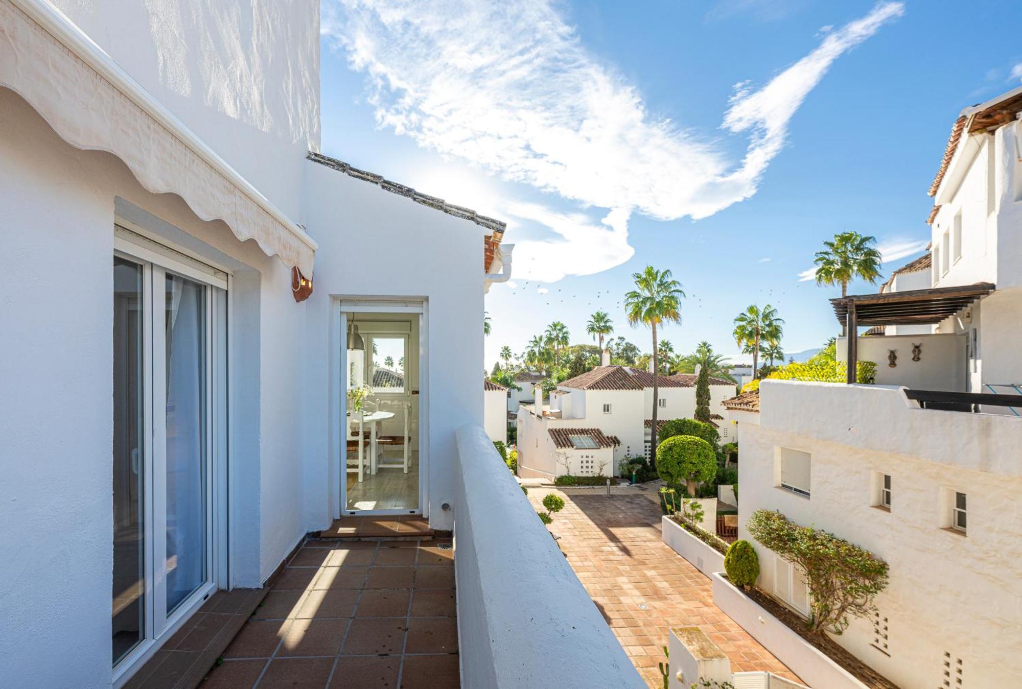 Increible Piso 4 Dorm, Terraza, Parking & Pool Appartamento